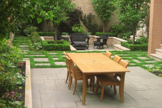 Sunken Garden Oasis - Chicago Landscaping Project